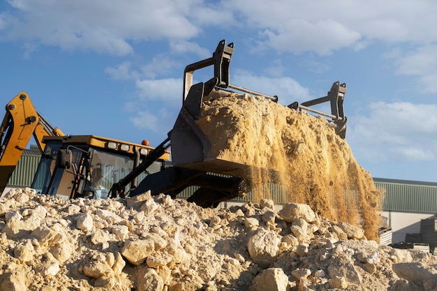 Model Excavator - Jasa SIA/SILO di KAB. DELI SERDANG