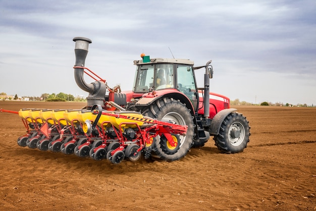 Farm Tractor - Layanan SIA di KAB. INDRAMAYU