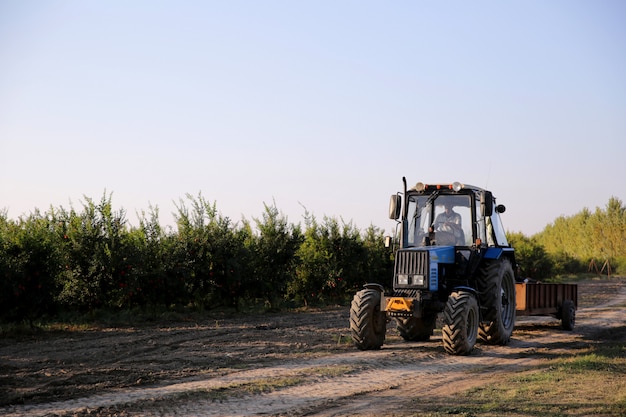 Model Farm Tractor - Jasa SIA/SILO di KAB. INDRAMAYU