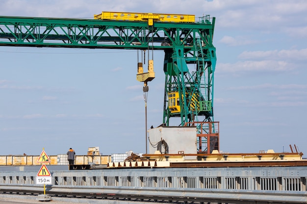 Gantry Crane - Layanan SIA di KAB. BANTUL