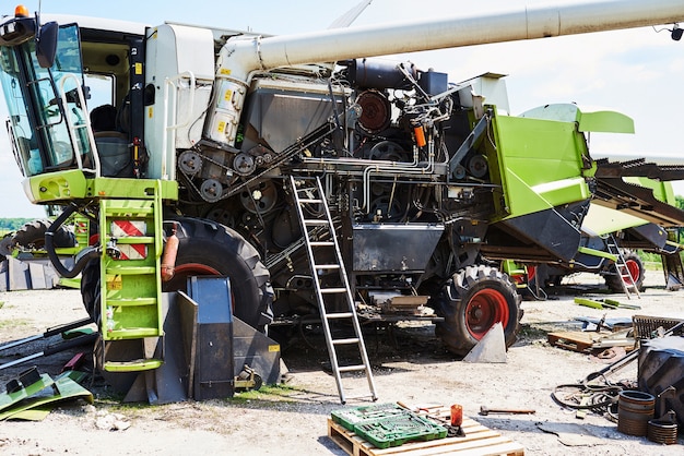 Model Mobil Crane - Jasa SIA/SILO di KAB. WONOGIRI