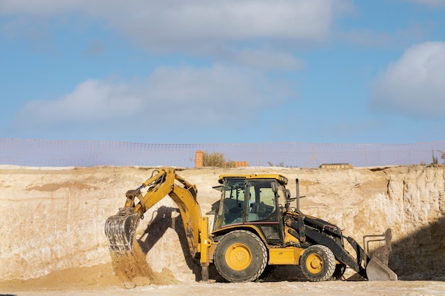 Pelatihan & Sertifikasi SIO Motor Grader - KAB. KUDUS